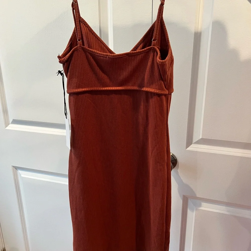 Astr Ribbed Dress - Picture 2 of 4